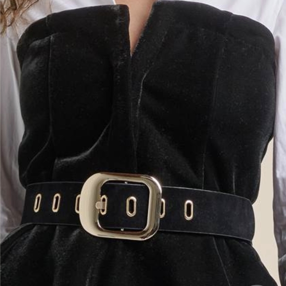 NWT WINTER BUSINESS CHIC STREET STYLE TSHIRT TWO PIECE SHORT SET S: SMALL- LARGE - Picture 6 of 14